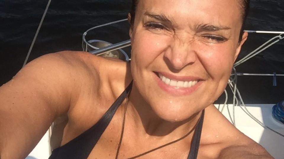 Mahulena Bočanová je stále sexy. Léto jí vyloženě prospívá.